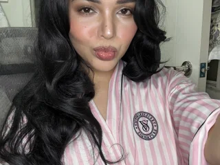 AdrianatheStar Bdsm webcam from Philippines